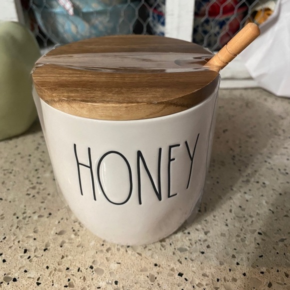 NWT Rae Dunn HONEY cellar - Picture 1 of 3